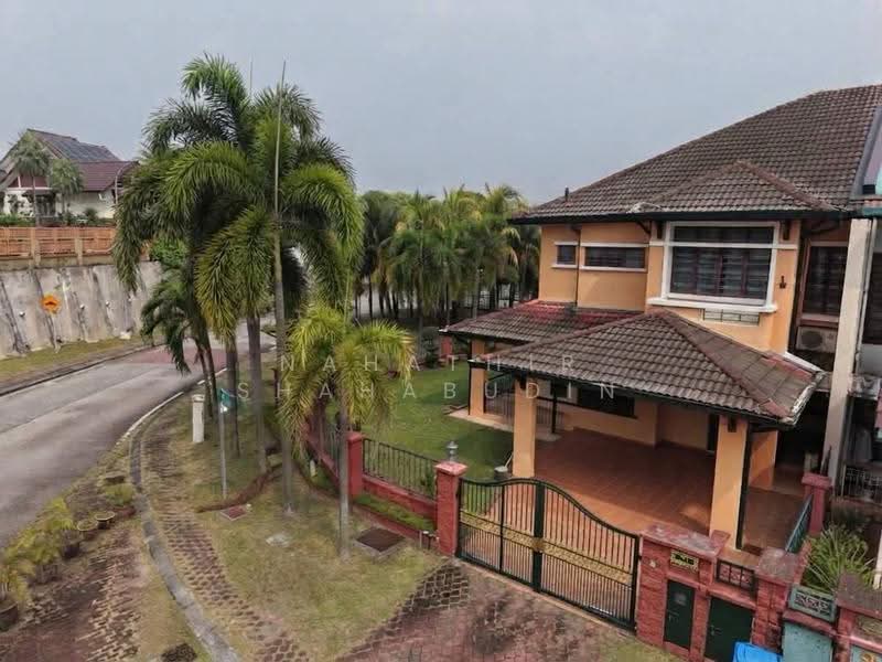 Rumah Teres 2-Tingkat untuk Dijual di Bukit Jelutong (Shah Alam) - Nahathir Shahabudin - Exterior - PropertyGuru.com.my