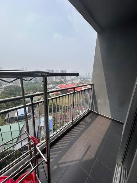 Kondominium untuk Disewa di D'Nuri Residence @ Desa Petaling - Darren Chan - Balcony - PropertyGuru.com.my