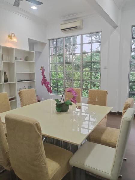 Bungalow House for Rent in Sungai Buloh (Selangor) - Canly Tee - Dining Room - PropertyGuru.com.my