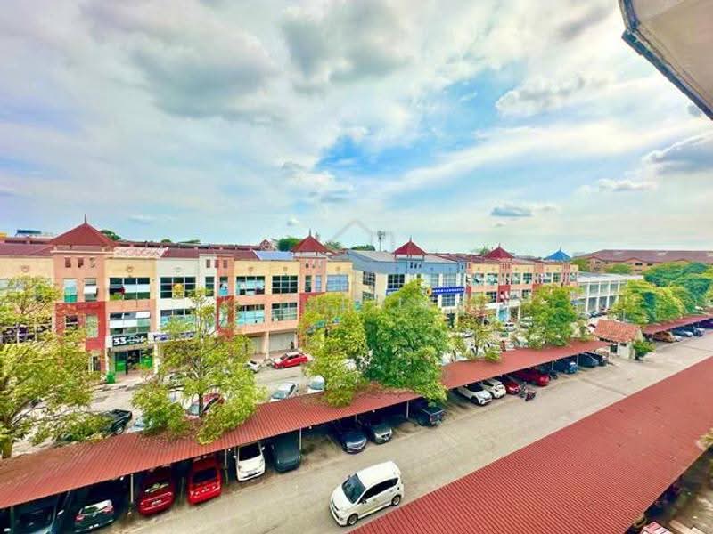 Pangsapuri untuk Dijual di Vista Indah Putra - Kylie Lee - Exterior - PropertyGuru.com.my