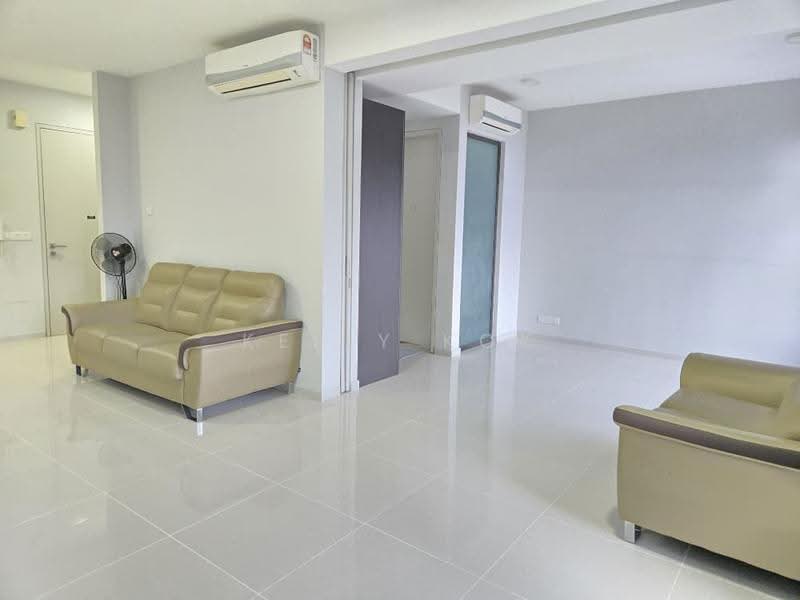 Kediaman Servis untuk Disewa di Serini Melawati - Kelly Kok - Living Room - PropertyGuru.com.my