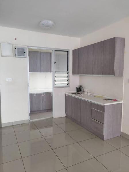 Kediaman Servis untuk Dijual di Platinum Lake PV 21 - Amber Ng - Kitchen - PropertyGuru.com.my