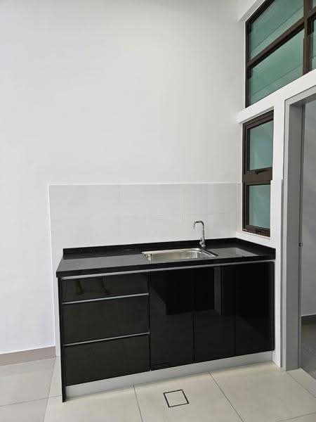 2-storey Terraced House for Rent in Bandar Kinrara (Selangor) - Celine Kong - Kitchen - PropertyGuru.com.my