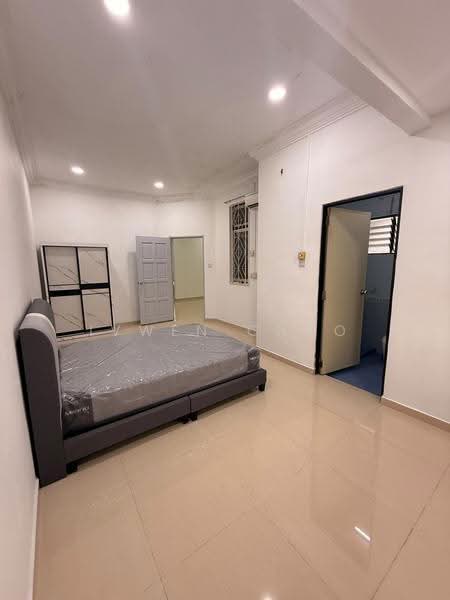 Rumah Teres 2-Tingkat untuk Disewa di Taman Johor Jaya (Johor Bahru) - Ivwen Choo - PropertyGuru.com.my