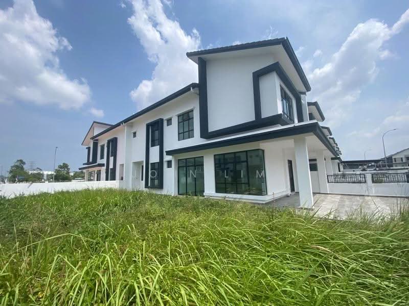 Cluster House for Sale in Iskandar Puteri (Nusajaya) (Johor) - John Lim - Exterior - PropertyGuru.com.my