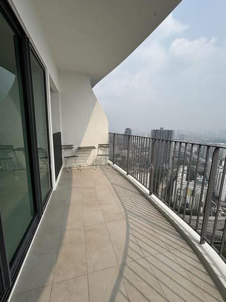 Kediaman Servis untuk Disewa di Datum Jelatek Residence - Lilian Tan - Balcony - PropertyGuru.com.my