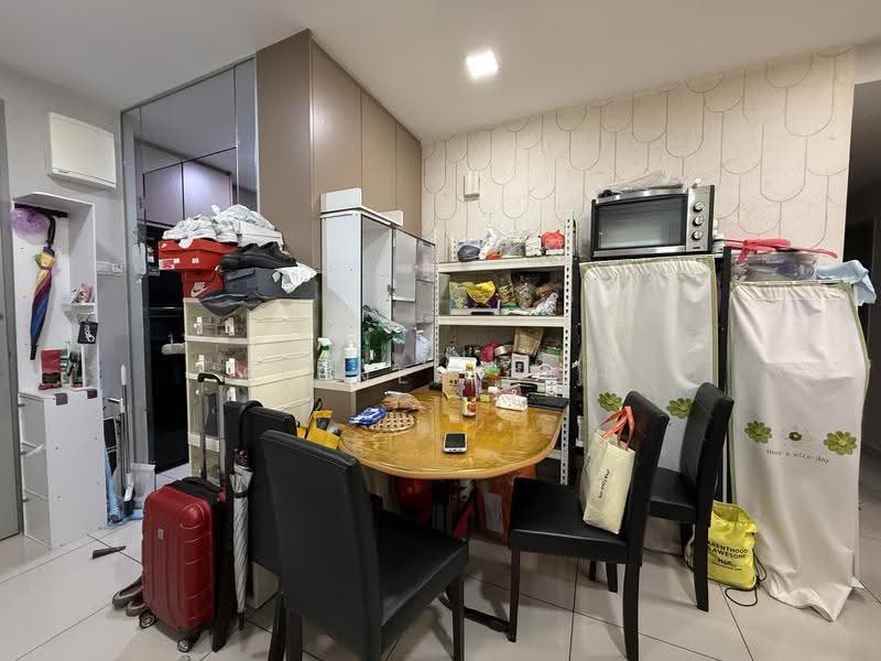 Kondominium untuk Dijual di Mizumi Residences - Su Nee Goh - Dining Room - PropertyGuru.com.my