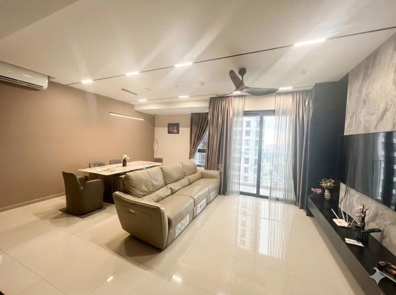 Kediaman Servis untuk Disewa di Sunway Serene - Nicholas Ooi - Living Room - PropertyGuru.com.my