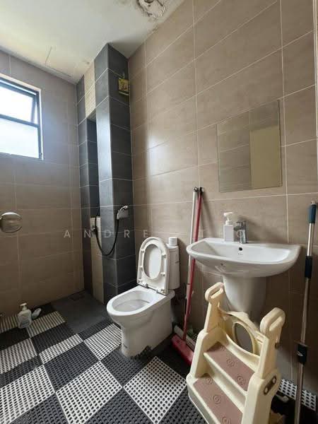 Semi-Detached House for Sale in Johor Bahru (Johor) - Andrew Teo - Bathroom - PropertyGuru.com.my