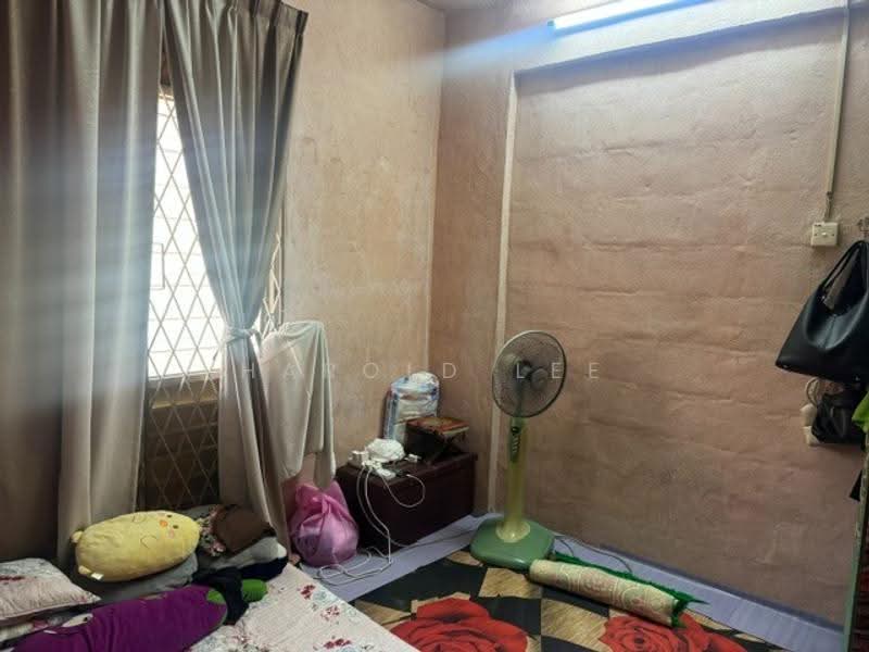 Flat for Sale at Tingkat Nusantara - Harold Lee - Bedroom - PropertyGuru.com.my