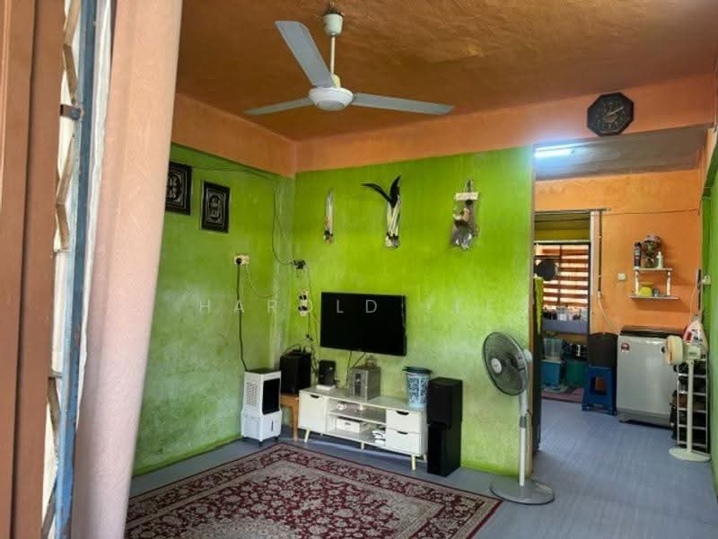 Flat for Sale at Tingkat Nusantara - Harold Lee - Living Room - PropertyGuru.com.my