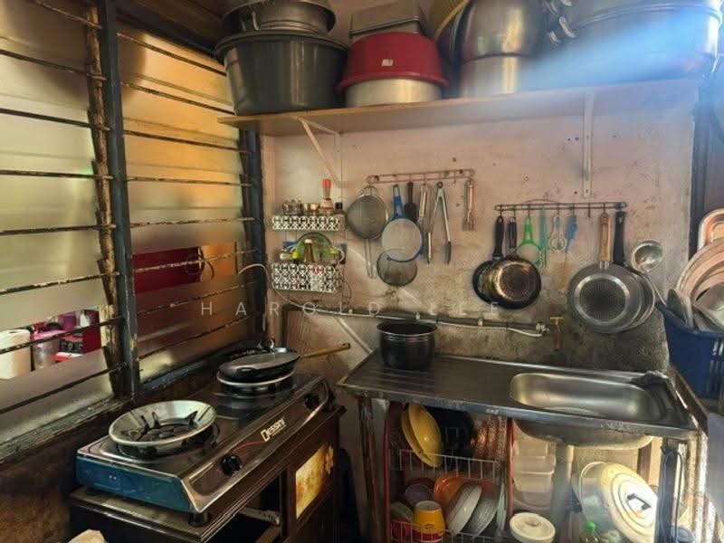 Flat for Sale at Tingkat Nusantara - Harold Lee - Kitchen - PropertyGuru.com.my