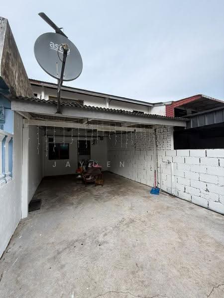 Rumah Teres 2-Tingkat untuk Dijual di Taman Rinting (Masai) - Jayden Ng - Exterior - PropertyGuru.com.my