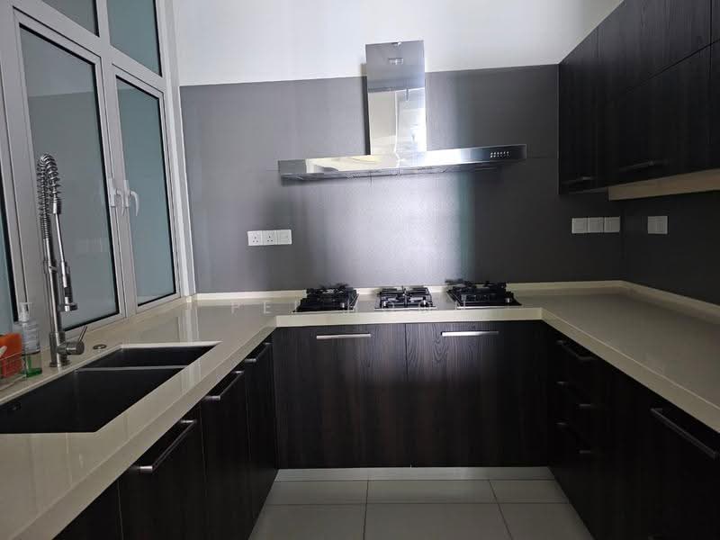 Kondominium untuk Disewa di Gurney Paragon - Pei Hoon - Kitchen - PropertyGuru.com.my