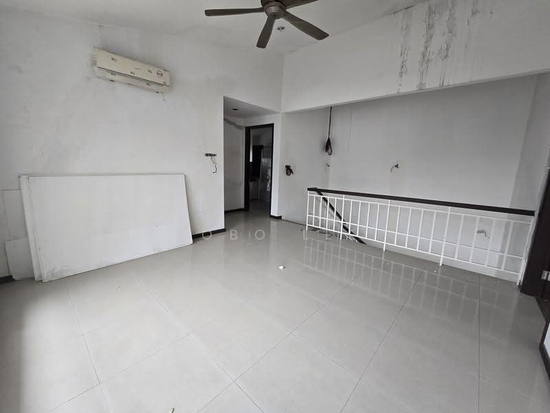 Rumah Berkembar untuk Dijual di Taman Gembira (Jalan Klang Lama (Old Klang Road)) - Bobo Lee - Interior - PropertyGuru.com.my