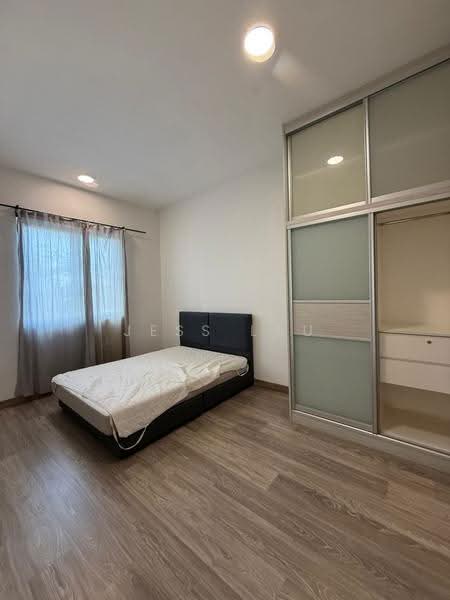 Kediaman Servis untuk Disewa di Southbank Residence - Jess Lau - Bedroom - PropertyGuru.com.my