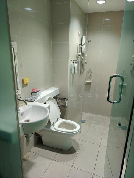 Service Residence for Sale at The Scott Garden SOHO - Chang Hoong Wen - Bathroom - PropertyGuru.com.my