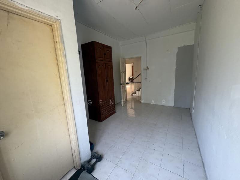 2.5-storey Terraced House for Sale in Taman Desa Karunmas (Balakong) - Eugene Yap - Interior - PropertyGuru.com.my