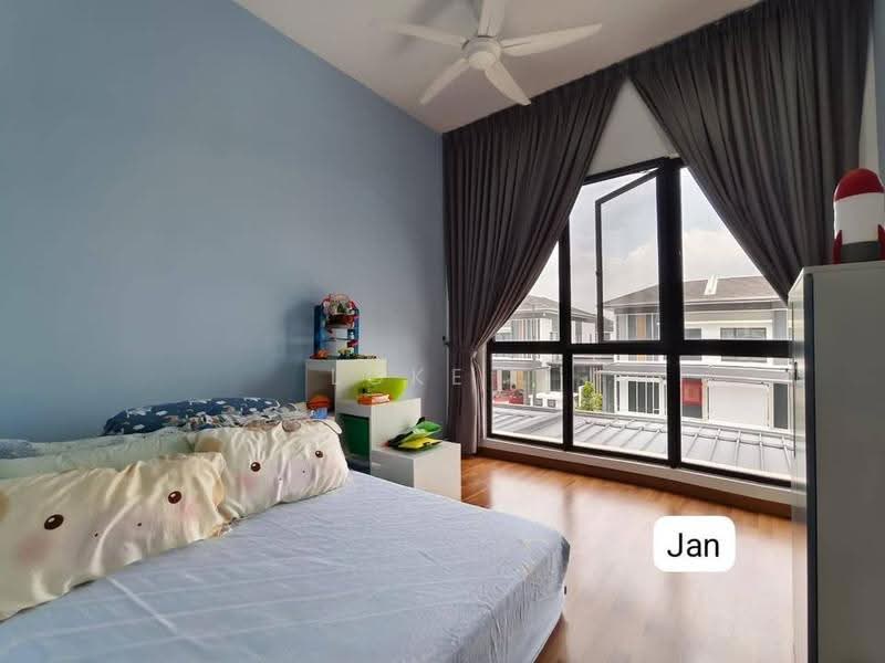 Semi-Detached House for Sale in Setia Alam (Selangor) - Loke . - Bedroom - PropertyGuru.com.my