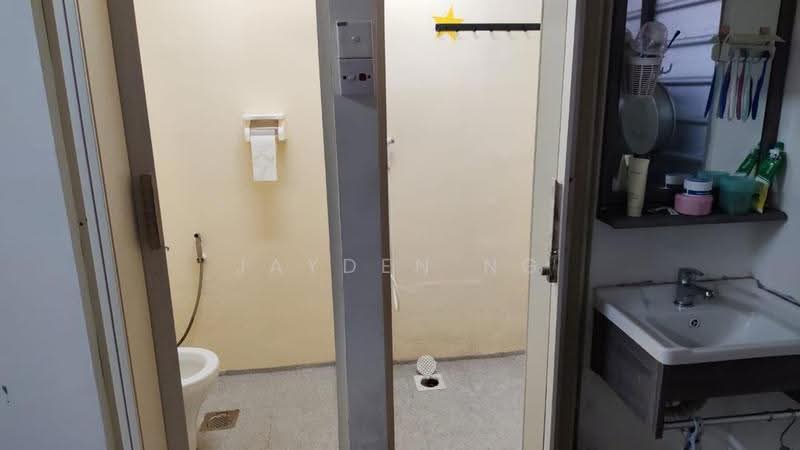 Rumah Teres 2-Tingkat untuk Dijual di Taman Skudai Baru (Skudai) - Jayden Ng - Bathroom - PropertyGuru.com.my