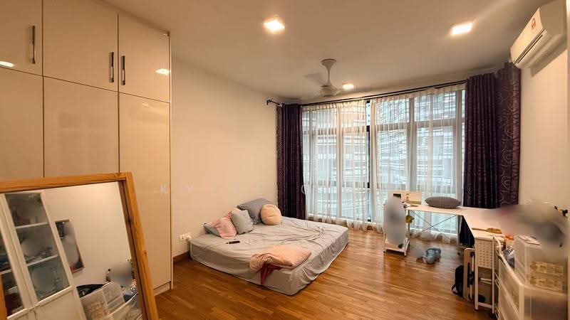 Kediaman Servis untuk Dijual di Verde - Kylie Chen - Bedroom - PropertyGuru.com.my