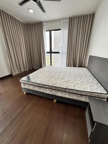 Service Residence for Sale at Serviced Residence @ KL Trillion - Queena Tang - Bedroom - PropertyGuru.com.my