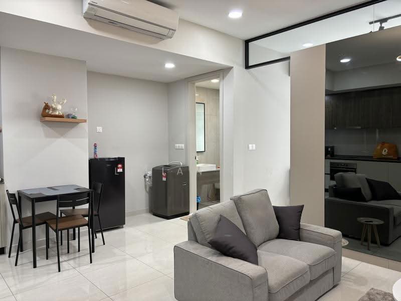 Kediaman Servis untuk Disewa di Datum Jelatek Residence - Lilian Tan - Living Room - PropertyGuru.com.my