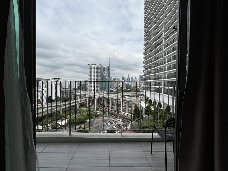Kediaman Servis untuk Disewa di Datum Jelatek Residence - Lilian Tan - Balcony - PropertyGuru.com.my