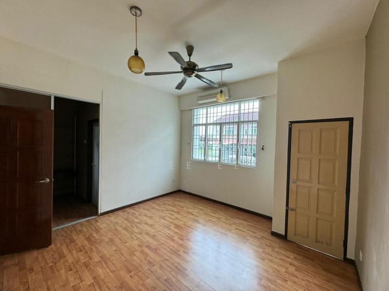 Rumah Teres 3-Tingkat untuk Dijual di Island Glades (Jelutong) - A Ee Ee - Interior - PropertyGuru.com.my