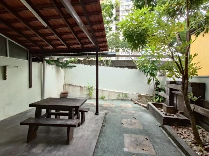 Rumah Teres 3-Tingkat untuk Dijual di Island Glades (Jelutong) - A Ee Ee - Exterior - PropertyGuru.com.my