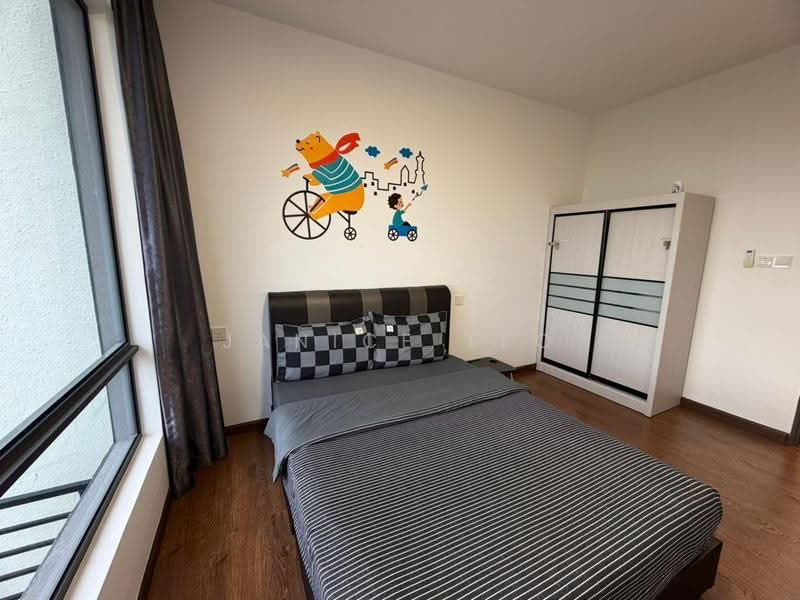 Kediaman Servis untuk Dijual di Country Garden Central Park - Janice Teo - Bedroom - PropertyGuru.com.my