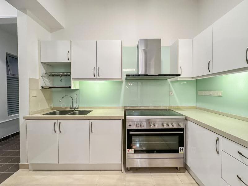Kondominium untuk Disewa di Riana Green East - Thoriq Suparman - Kitchen - PropertyGuru.com.my