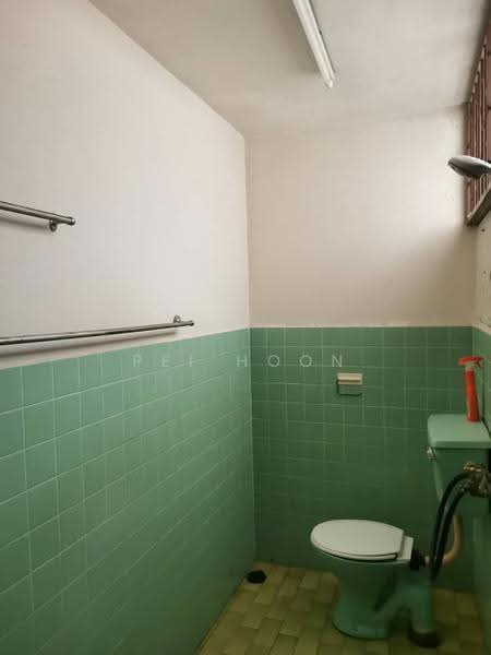 Rumah Teres 2-Tingkat untuk Dijual di Pulau Tikus (George Town) - Pei Hoon - Bathroom - PropertyGuru.com.my