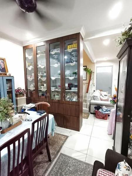 Rumah Kluster untuk Dijual di Taman Adda Heights (Tebrau) - Fakhrul Imlan - Dining Room - PropertyGuru.com.my