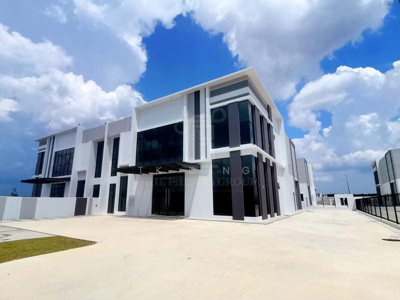 Kilang Berkembar untuk Disewa di Eco Business Park 2 Senai (Senai) - TK Ding - Exterior - PropertyGuru.com.my