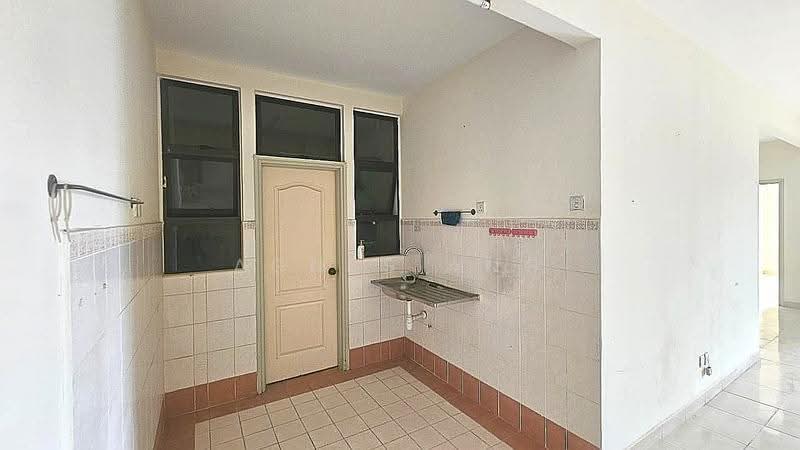 Kondominium untuk Dijual di Pelangi Utama - Agnes Ang - Kitchen - PropertyGuru.com.my