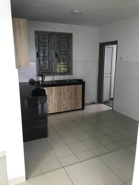 Service Residence for Sale at Greenz (Residensi Flora) @ One South - Janet Au - Kitchen - PropertyGuru.com.my