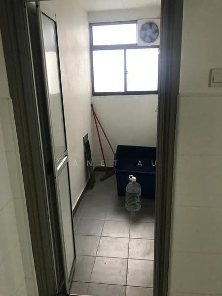 Service Residence for Sale at Greenz (Residensi Flora) @ One South - Janet Au - Interior - PropertyGuru.com.my