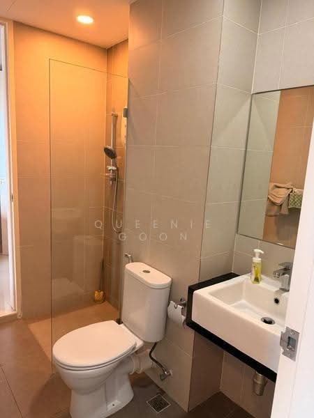 Condominium for Rent at Tropicana Bay Residences - Queenie Goon - Bathroom - PropertyGuru.com.my