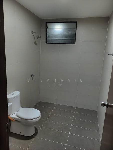 Kondominium untuk Dijual di Ken Rimba Condominium 1 - Stephanie Lim - Bathroom - PropertyGuru.com.my