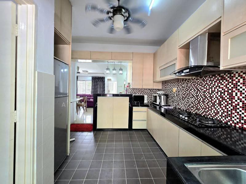 Rumah Teres 2-Tingkat untuk Dijual di Bandar Baru Bangi (Selangor) - Aiman Allam - Kitchen - PropertyGuru.com.my
