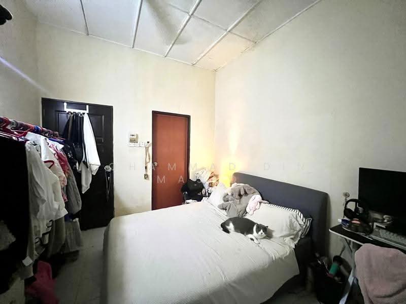 Rumah Teres 1-Tingkat untuk Dijual di SS4 (Petaling Jaya) - Mohammad Din Majid - Bedroom - PropertyGuru.com.my