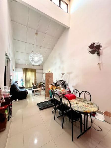 Rumah Teres 1-Tingkat untuk Dijual di SS4 (Petaling Jaya) - Mohammad Din Majid - Living Room - PropertyGuru.com.my