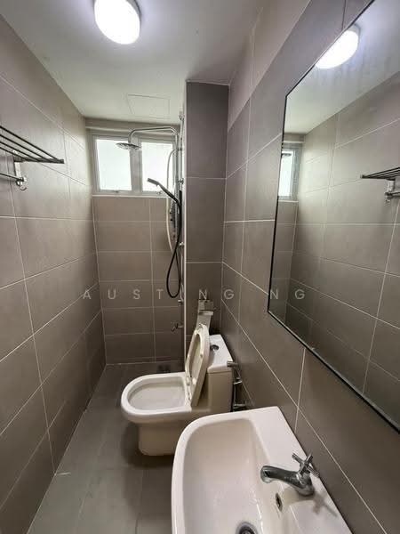 Kediaman Servis untuk Disewa di D'Putra Suites - Austing Ng - Bathroom - PropertyGuru.com.my