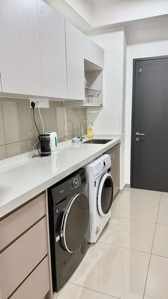 Service Residence for Rent at D'Quince Residences - Autumn Low - Kitchen - PropertyGuru.com.my