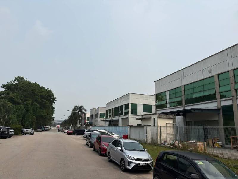 Factory for Rent in Bandar Indahpura (Kulai) - Veekie Ng - Exterior - PropertyGuru.com.my