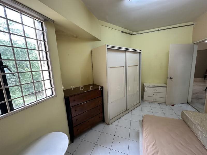 Apartment for Sale at Puteri Court - Jayden Chik - Bedroom - PropertyGuru.com.my