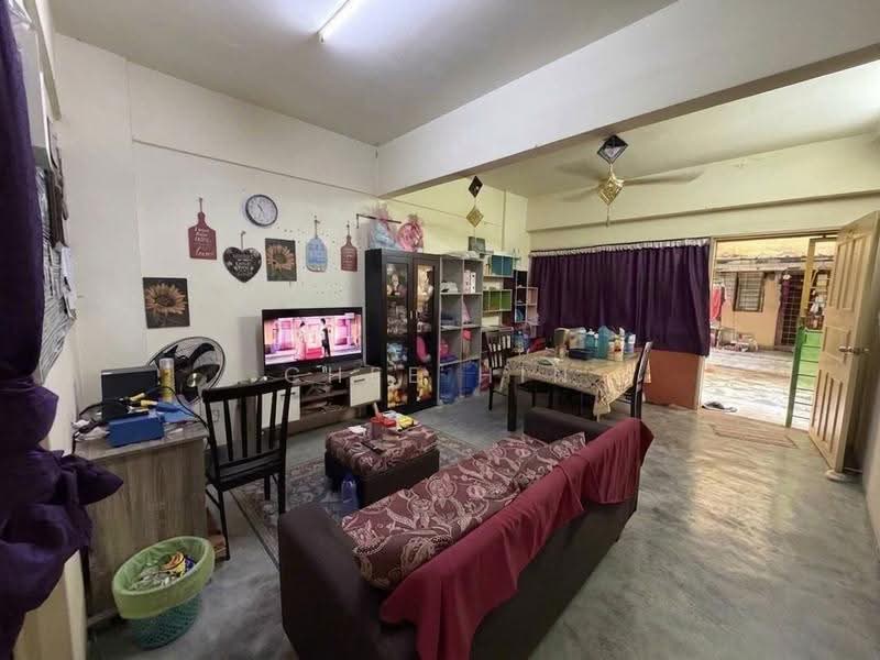 Flat for Sale at Saujana Mawar - Chee Hin - Living Room - PropertyGuru.com.my