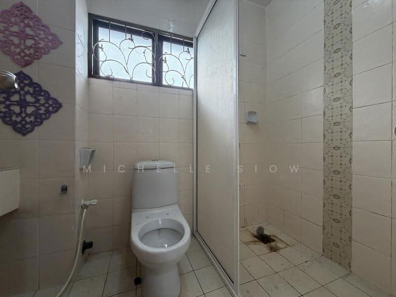 2-storey Terraced House for Sale in Bandar Tun Hussein Onn (Cheras) - Michelle Siow - Bathroom - PropertyGuru.com.my