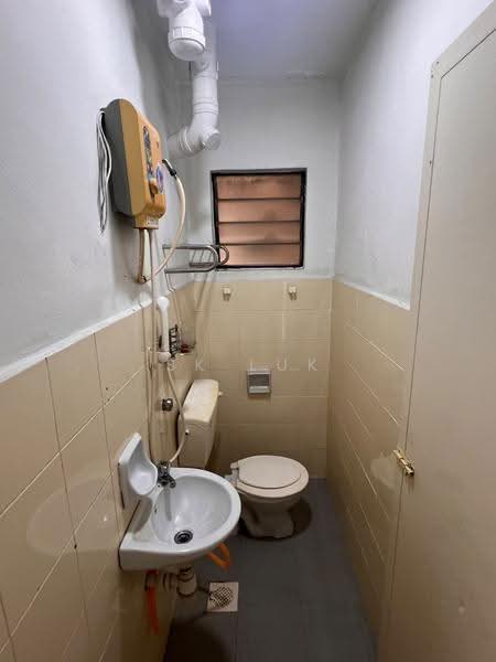 Apartment for Sale at saujana apartment - SK Luk - Bathroom - PropertyGuru.com.my